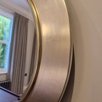 round mirror frame detail