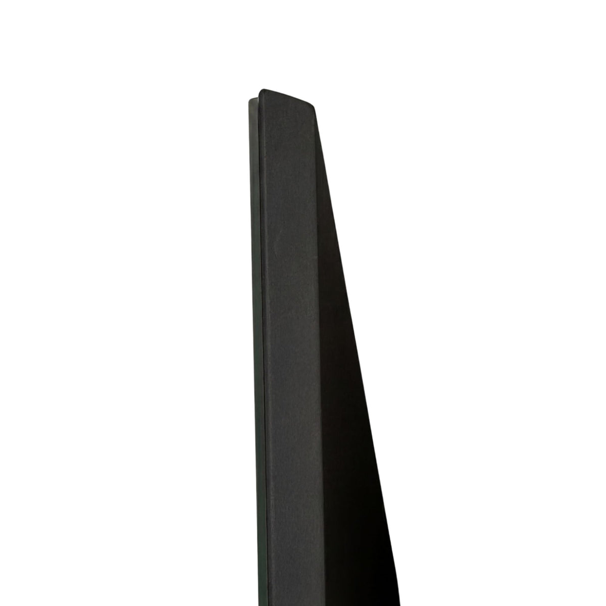 black frame edge